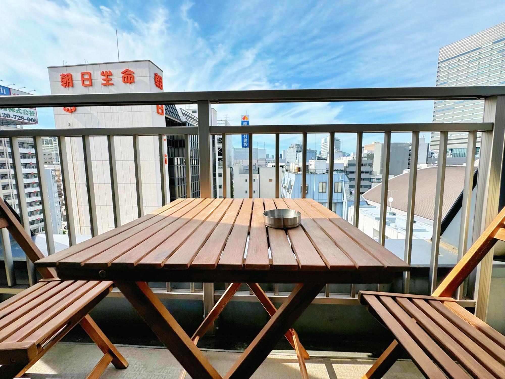 Apartamento クリスタルコート難波 Osaka Exterior foto