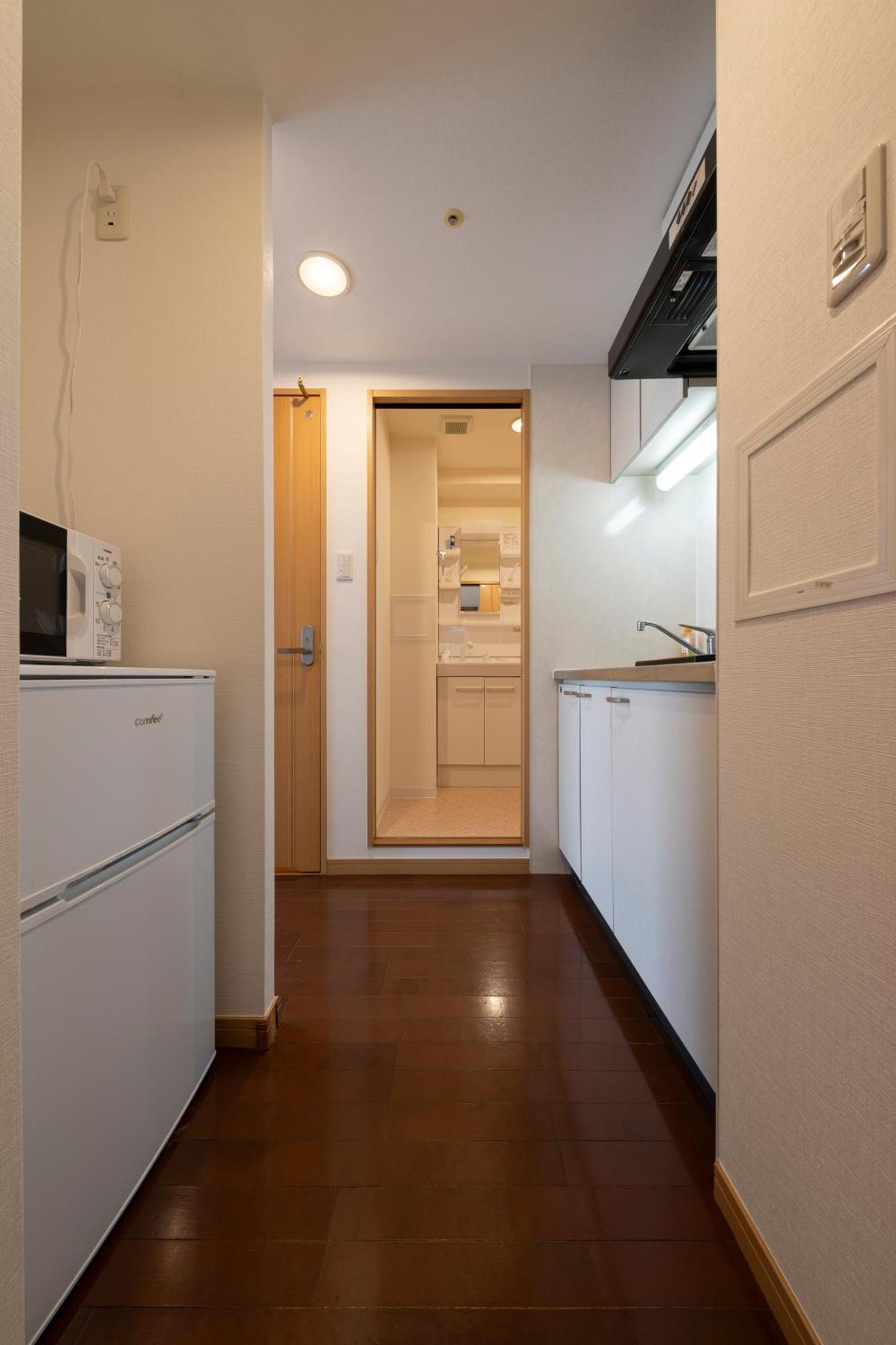 Apartamento クリスタルコート難波 Osaka Exterior foto